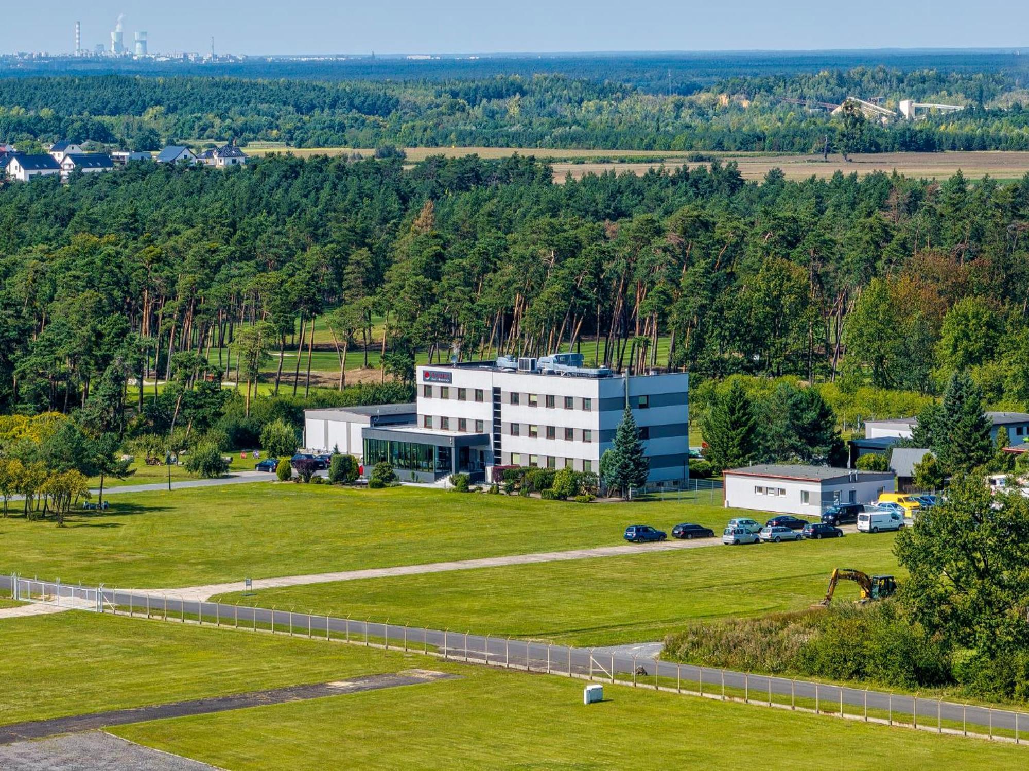 Hotel Aviator Kamien Slaski Extérieur photo